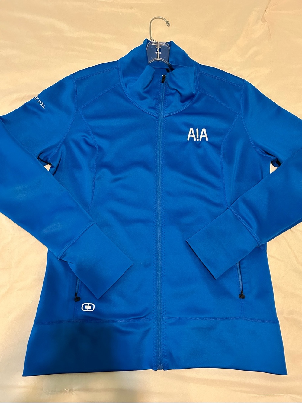 OGIO Full-Zip Softshell Vivid Cobalt Blue Athletic Yoga Performance Jacket . XL.